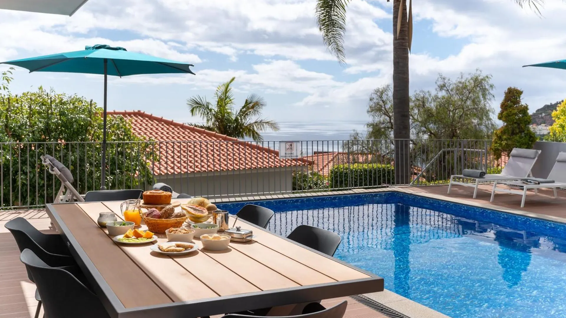 Private Pool And Sea View - Tropical Villa Arco da Calheta